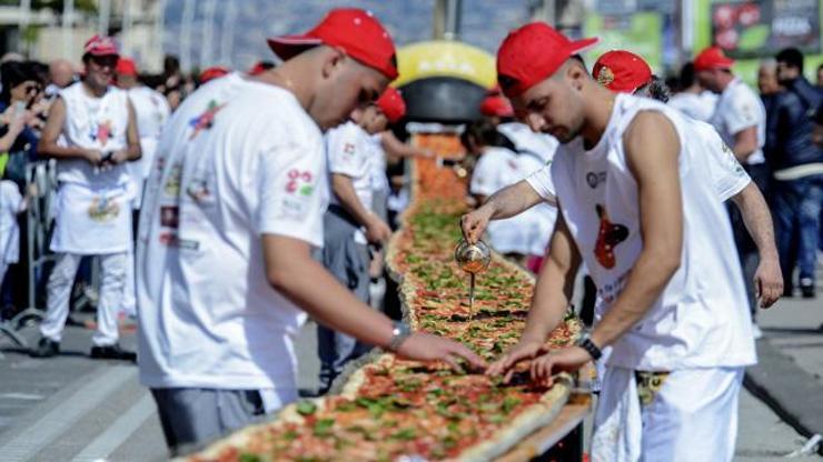 Dünyanın en uzun pizzası