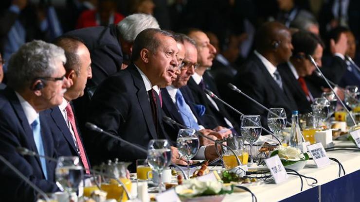 Dünya liderleri Dünya İnsani Zirvesi için İstanbulda