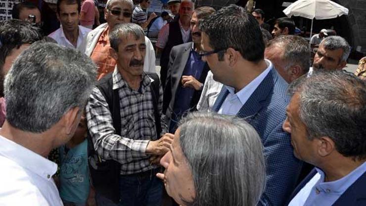 Diyarbakırda HDP heyetine tepki
