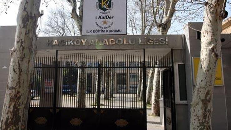 Kadıköy Anadolu Lisesi öğrencileri de bildiri yayınladı