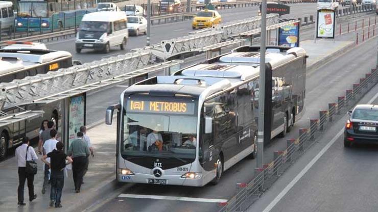 İstanbulda pazartesi günü toplu taşıma ücretsiz olacak