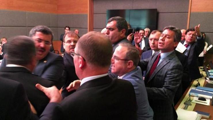 AKP ve CHPli vekiller birbirine girdi