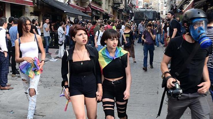 Taksimde LGBTİ yürüyüşüne müdahale