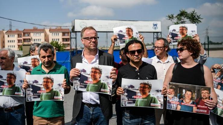 Metris Cezaevi önünde Gazetecilere özgürlük eylemi