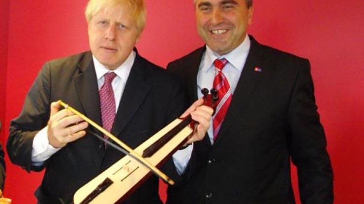 İngilterede yeni başbakan Rizeli Boris Johnson olabilir