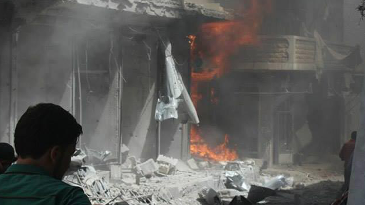 Rus uçakları İdlibi bombaladı