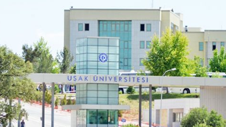 Uşak Üniversitesinde 22 akademisyen açığa alındı