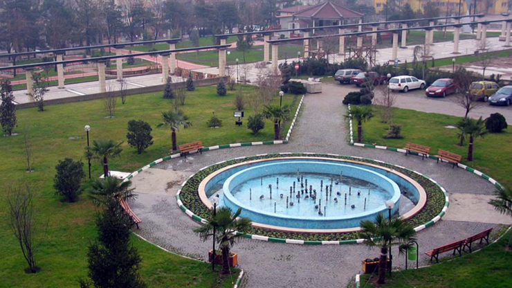 Bakan Ala devreye girdi, meydanın adı değişmedi Bakan Ala devreye girdi, meydanın adı değişmedi