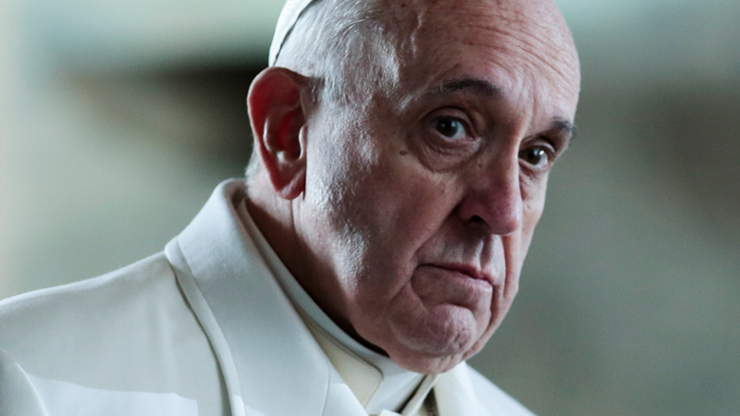 Papa net konuştu: Katolik kilisesinde kadınlar asla papaz olamaz