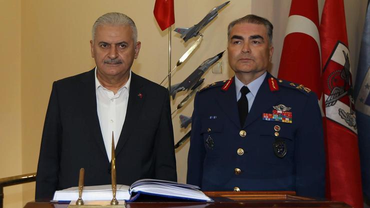 Korgeneral Mehmet Şanver istifa ettİ