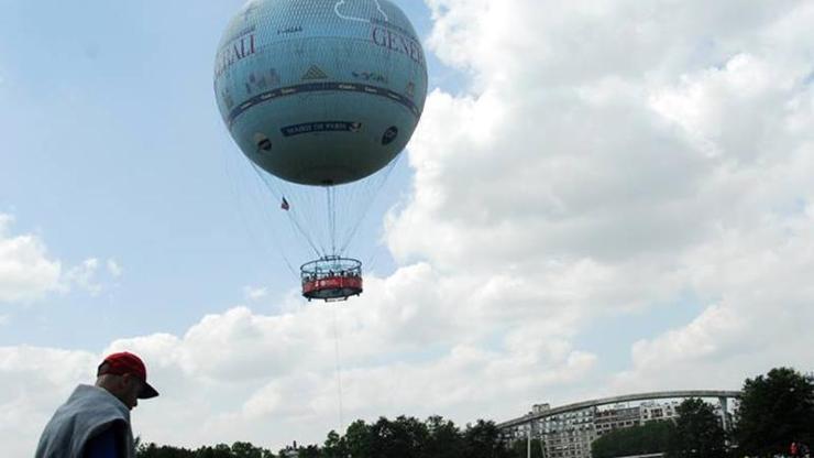 Paris’in uçan balonundaydım