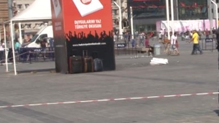 Taksim Meydanında şüpheli bavullar