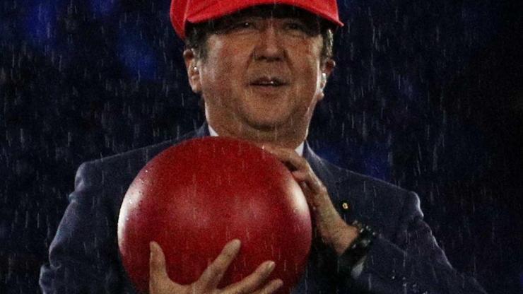 Japonya Başbakanı Süper Mario oldu
