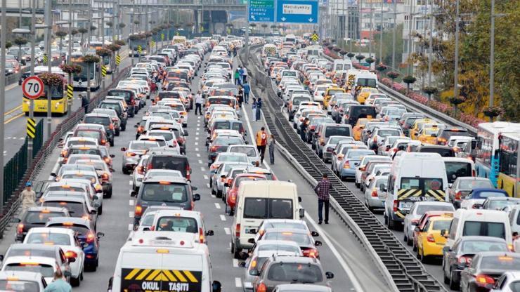 Trafikteki araç sayısı Ocak ayında 106 bin adet arttı