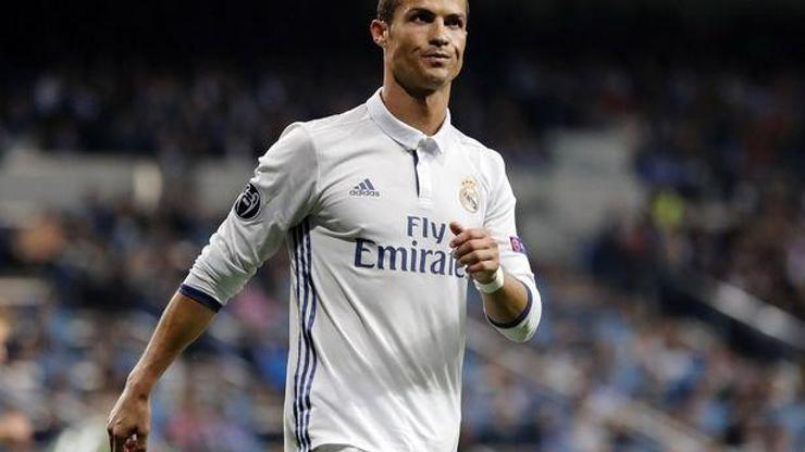 Ronaldo yeni sözleşme teklifini Real Madride geri gönderdi