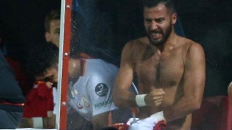 Galatasarayda yıldız futbolcu kadro dışı