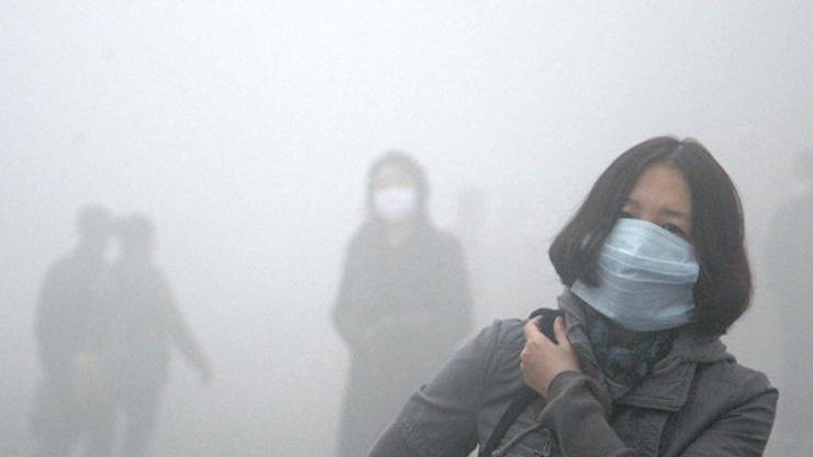 Çinde hava kirliliği uçuşları iptal ettirdi