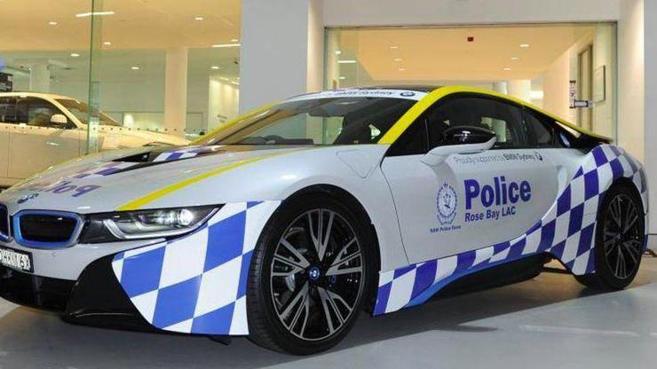 Avustralya polisine yeni polis arabası: BMW i8 Sport