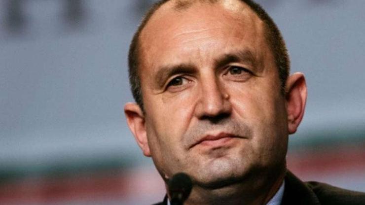 Bulgaristanın yeni cumhurbaşkanı Rumen Radev