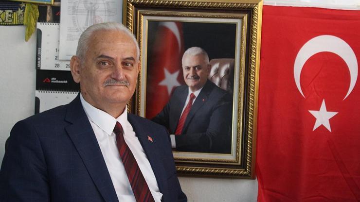 İzmirli matbaacının Başbakan Binali Yıldırıma şaşırtıcı benzerliği