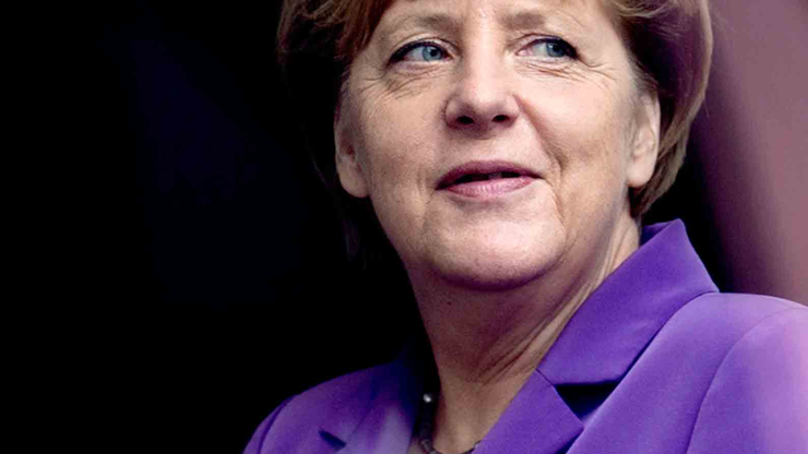Merkelden eşcinsel haklarına yeşil ışık