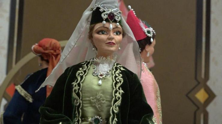 Osmanlının hanım sultanları Barbieye rakip oldu