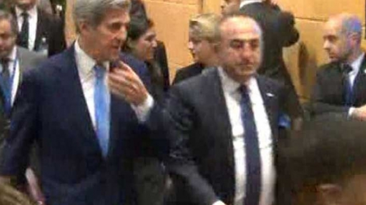 Çavuşoğlu-Kerry ile Brükselde görüştü