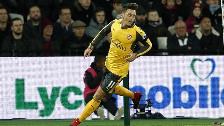 Avrupada Mesut Özil niye listede yok tartışması