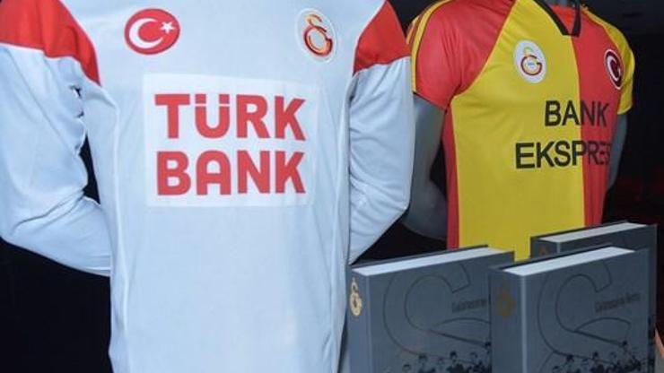 Galatasaray efsaneleşen klasik formalarını satışa çıkardı