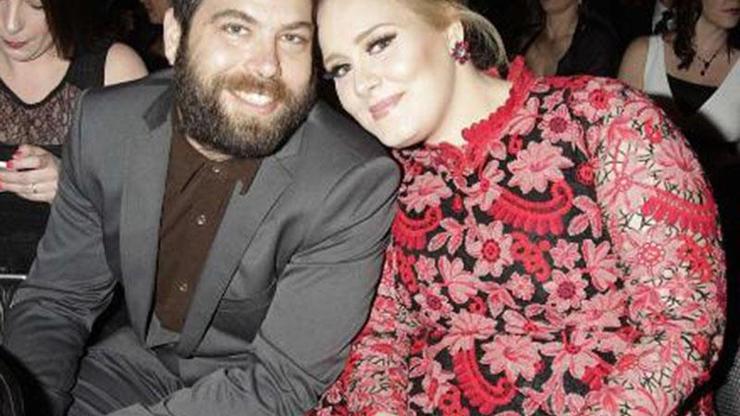 Adele gizlice evlendi