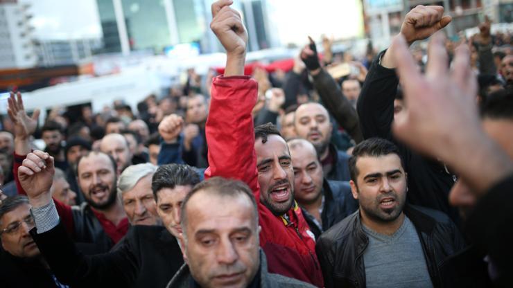 İzmir Bayraklıdaki saldırıya vatandaşlardan tepki