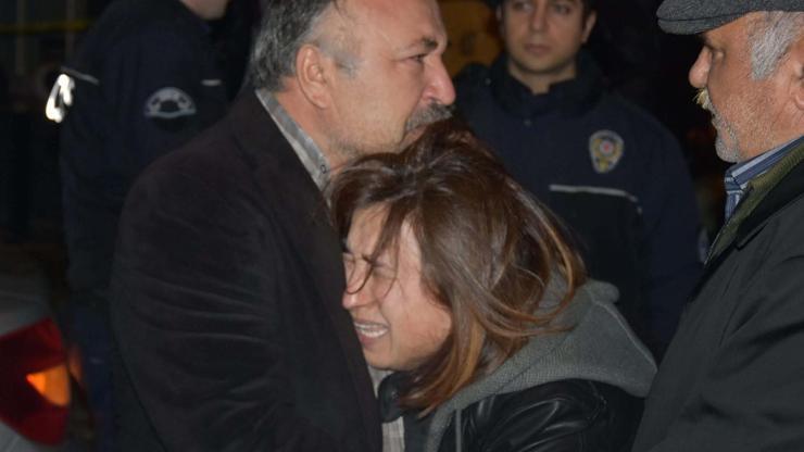 İzmirde şehit olan mübaşirin kardeşi sinir krizi geçirdi