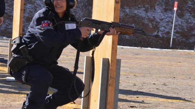 Afgan kadın polisler de Sivasta eğitim aldı