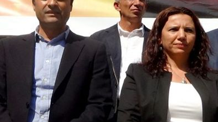 HDP Hakkari milletvekillerinin dosyası Diyarbakıra alındı