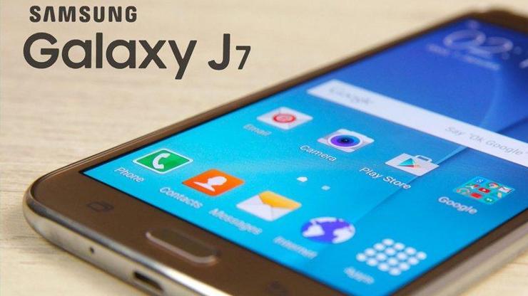 Samsung Galaxy J7 2017 görüldü