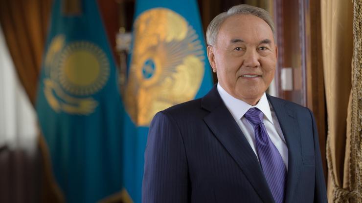 Kazakistan Başkanlıktan vazgeçiyor, parlamentoya dönüyor