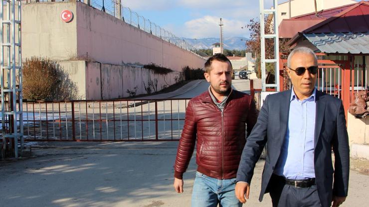 Mehmet Ali Ağca Alaattin Çakıcıyı ziyaret etti