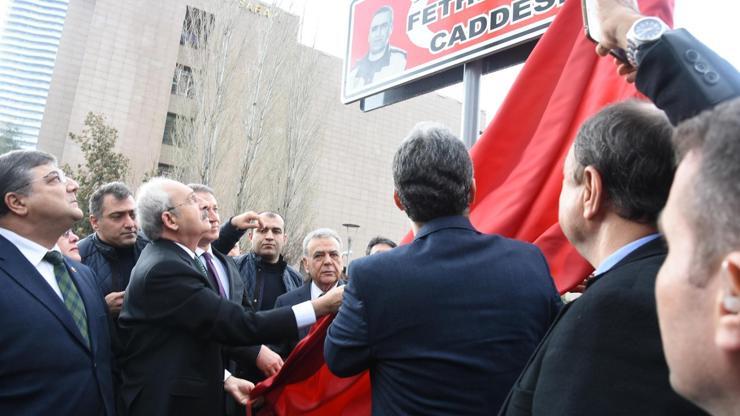 Kılıçdaroğlu İzmirde Fethi Sekin ve Musa Can için düzenlenen törene katıldı
