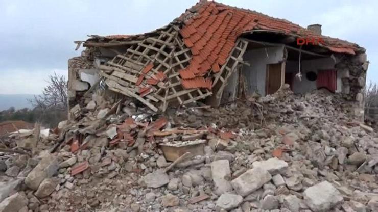 Depremin bilançosu: Çanakkale 1 haftada 807 kez sallandı
