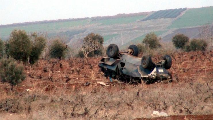 Zırhlı araç devrildi: 3 asker yaralı