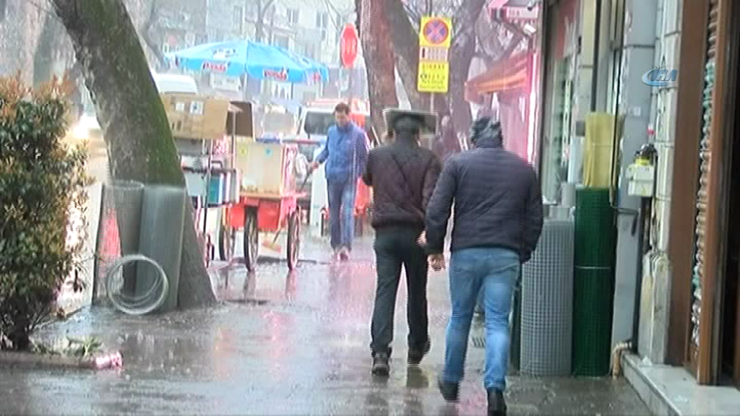 Meteorolojiden İstanbul için yağmur Ankara için kar uyarısı