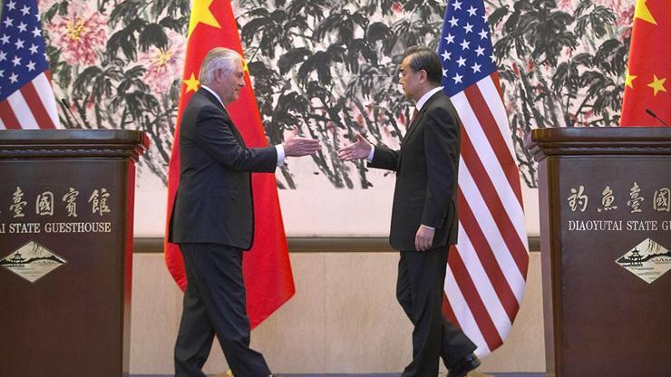 ABD Dışişleri Bakanı Tiller, savaş çanlarının ardından Çine gitti