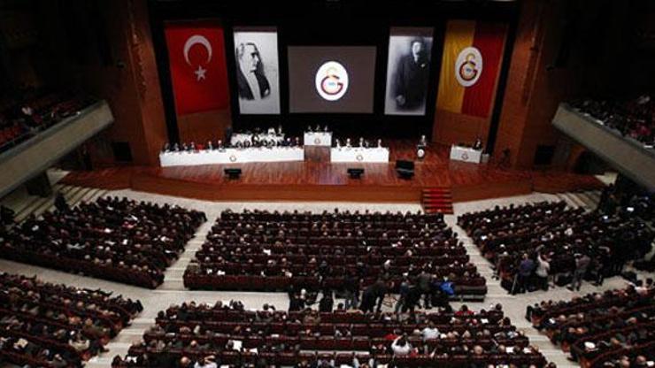 Galatasarayda üyeler yayın yasağı istiyor