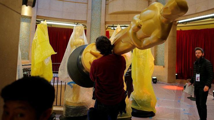 Oscardaki zarf skandalının ardından cep telefonu yasağı
