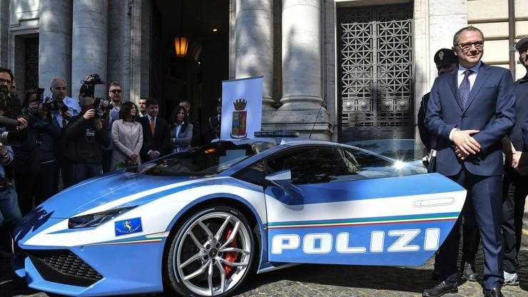 İtalyan polisine bir Lamborghini Huracan daha