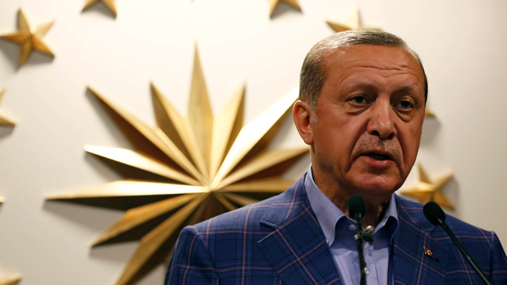 Erdoğan: Biz paramızla ABDden silah alamıyoruz, ABD terör örgütüne silah veriyor