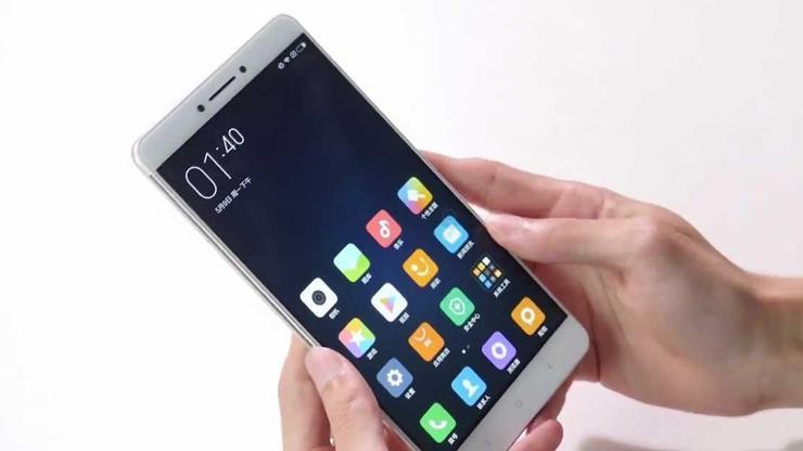 Xiaomi Mi Max 2 tasarımıyla iPhone’nu andırıyor