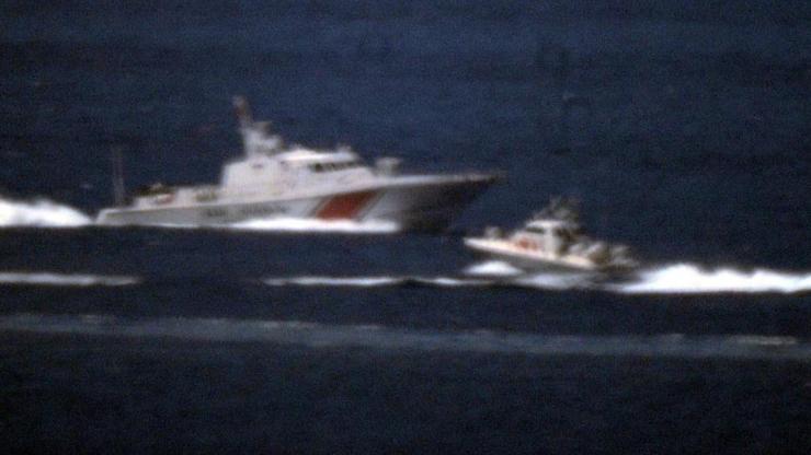 Kardakta yine gerginlik. Türk Sahil Güvenlik botu, Yunan botunu kovaladı