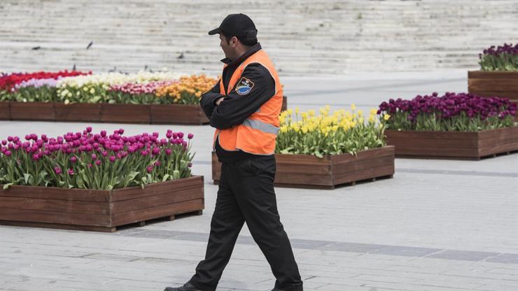 Taksim Meydanında laleler için yoğun güvenlik önlemi