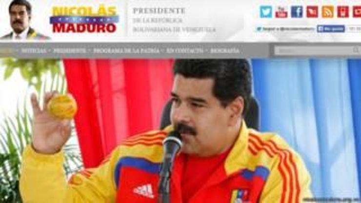 Venezuela liderine mango fırlatan kadın evine kavuştu